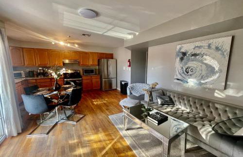 4 bedroom apt in Newark - Photo 7