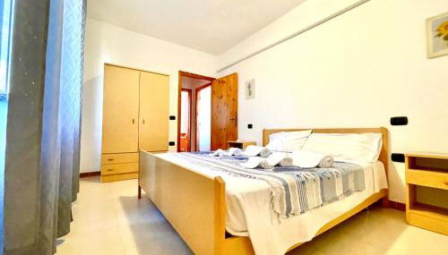 APPARTAMENTO LA CALETTA VACANZE - Foto 2, towels, wardrobe