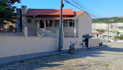 Casa 4 Quartos garagem 3 carros, churrasqueira e ar condicionado, - Foto 5