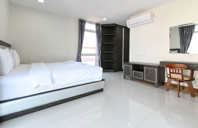 Golden Sea Hua Hin - Photo 41