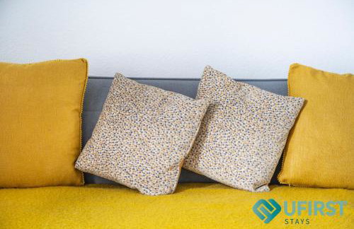 Bright 4 BR Home - Forest Fields - City Centre - Free Parking - WiFi - Close to Forest Rec - Sleeps 8 - Foto 20