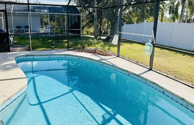 Amazing 3/2 Vacation Home With Private Pool!! - Foto 15