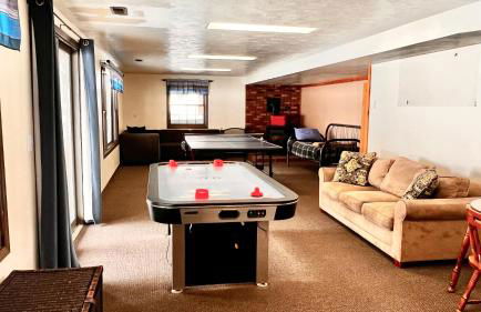 The Great Outdoors - Fantastic home - Lake Cascade - Game room - A/C - Lots of parking - Foto 48