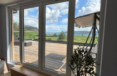 Luxurious, Unique & Elegant Cottage with Hot Tub - Foto 35