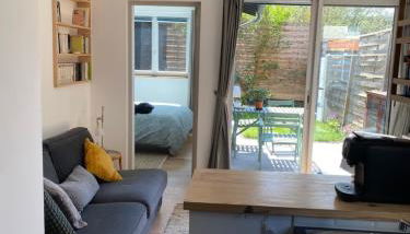 Maison cosy rénovée avec jardin - Photo 5