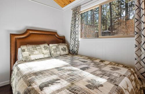 Tipsy Grizzly Cabin - - Foto 13