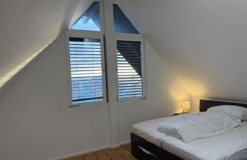 Ferienhaus mit Pool und Aussicht 20 min von Stuttgart Flughafen und Messe - Photo 8