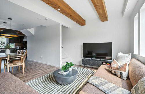 Kerns 6BR - New Spanish Style Group Stay - Photo 22