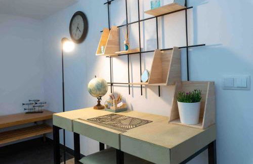 Idyllic 6 bed villa stunning sea view salt pool - Foto 45