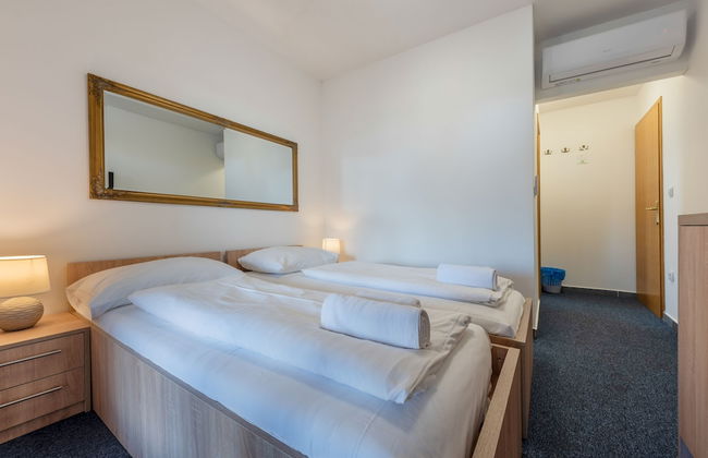 Aparthotel Plat - Foto 17