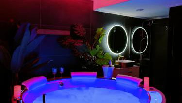 La loveroom bdsm de Nice " la chambre luxe des désirs " - Foto 2