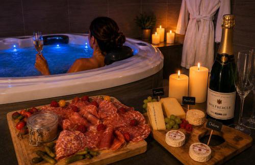 Séjour Romantique Jacuzzi intérieur Privé - Foto 8