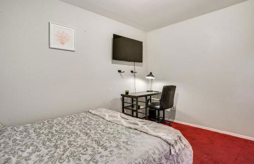 8 Mi to Long Beach Cozy Apt with Fenced Yard! - Foto 18