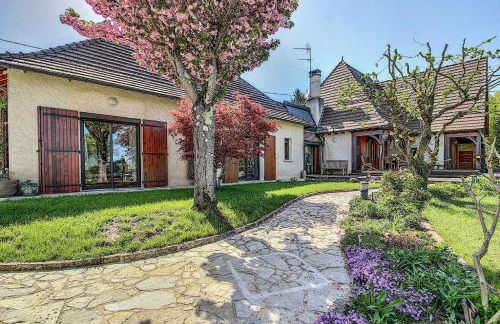 Gîte de France Bayat pour 10 4 épis - Gîte de France 10 personnes MAE-9544 - Foto 35