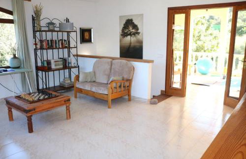 Tranquil Mallorca Villa Seaside Getaway with Pool - Foto 28
