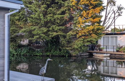 Tulana Taggs - floating home on idyllic island - Foto 35