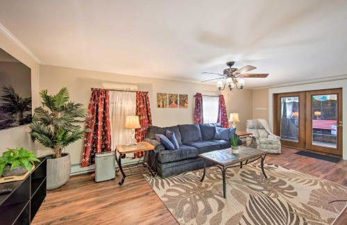 Lovely Moshannon Ground Apartment with Fire Pit - Foto 7