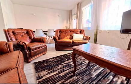 Stadtmitte Apartment im historischen Viertel -100qm Wohnfläche & 30qm Dachterrasse - Photo 2