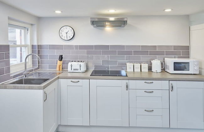 Host Stay The Lealholm at Brunswick Holiday Apartments - Photo 2