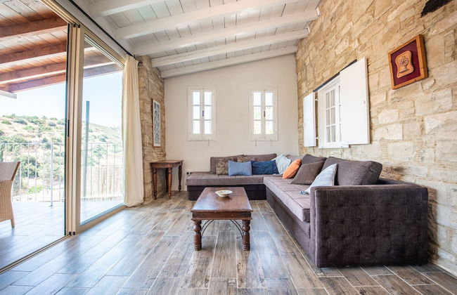 Cyprus Villages Hotel & Restaurant - Central Location - Bed & Breakfast - With Access To Pool And Stunning Views - Foto 27