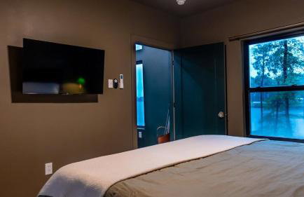 Newly Renovated, Cozy Mid-Lake Cabin Sleeps 10 - Foto 35