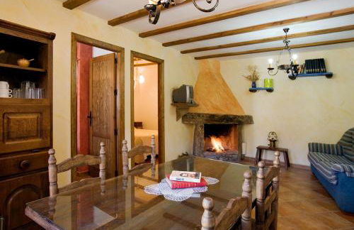 romantic house for 2 or 4 people with jacuzzi - Foto 4