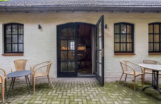 Spacious Holiday Home the Centre of Grubbenvorst - Photo 3