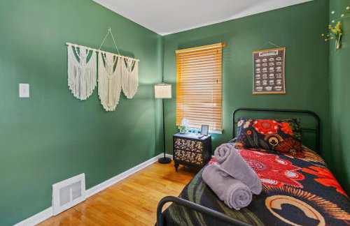 Game House in Royal Oak with Tiki Hut Dog Friendly - Foto 34