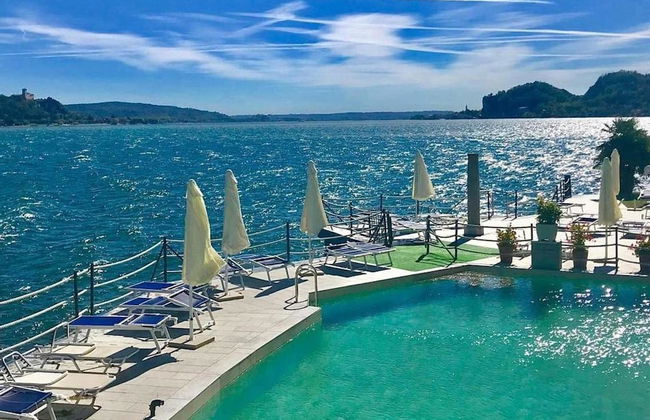 Elegant Apartment in Meina With Lake View - Foto 15