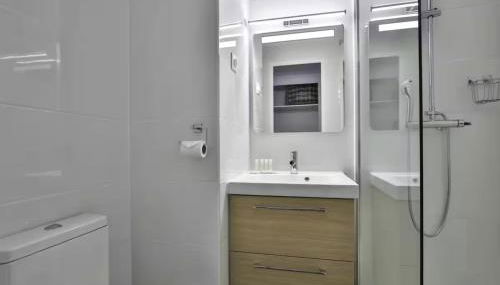 Superbe 2 pièce tout confort - AC, piscine, Park - Foto 4, Shower