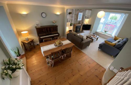 Spacious, seaside, Victorian home "Bay View Terrace", Penzance - Photo 13