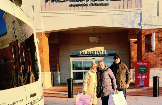 Leesburg Premium Outlets Shopping Tour - Foto 6