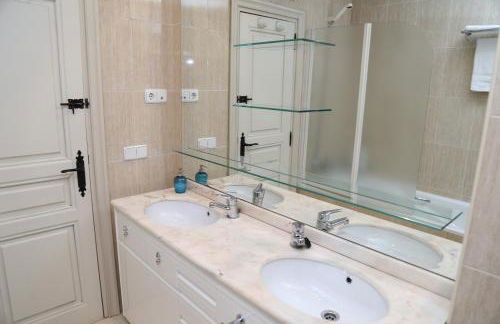 Central Market 2 habitaciones by Salamancavacacional - Foto 21