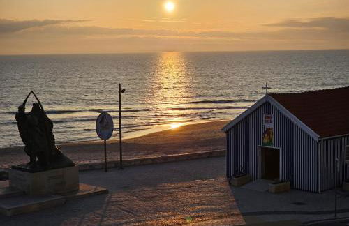 CUSTÓDIO SEA HOME - Foto 20