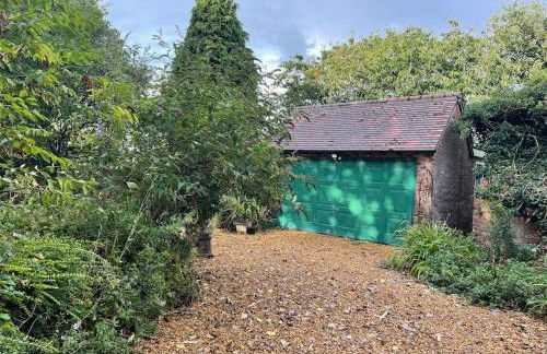The Big Cosy Boudoir Bed + Hot tub - Photo 21