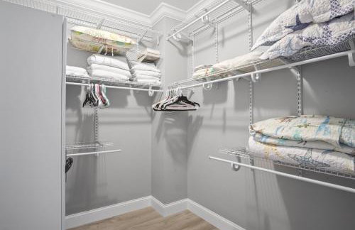 NEW!Paradise PalmsDockPoolKayaks GrillView! - Foto 50