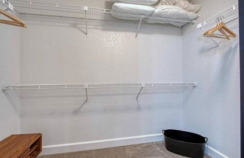 ESTRELLA - Renovated with PATIO, BBQ, POOL & SPA - Foto 30