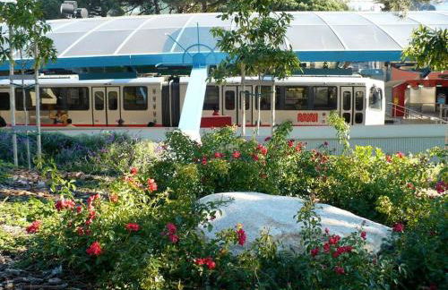 1br in quaint area, subway 12 mins to downtown, free EVcharge - Foto 8