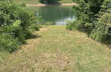 The Fox Den 4BR/3BA- Near HWY 12 Bridge-Lakefront - Foto 12