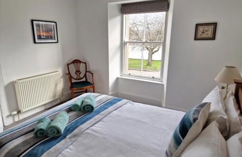 House - Sleeps 8 - Pets Ok - Parking - Foto 8