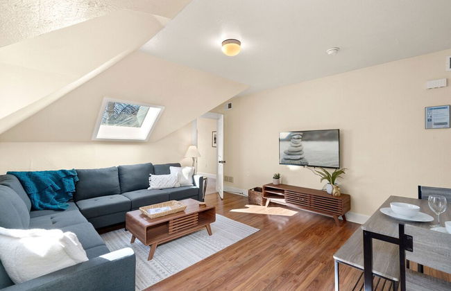 Cozy Victorian Cottage in the Heart of Old Town! - Foto 12