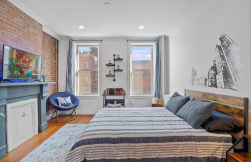 Large Home - Great Location - 15 Minutes to NYC - Foto 4