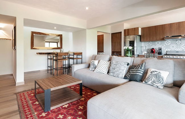 Moderna Villa con Hermosa Vista al Lago - Photo 8