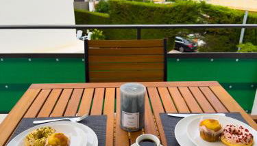 106 - Beachside Renovated 1BR apt 5 min from Beach - Foto 1