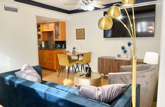 Miami Beach HomeStay - Photo 15