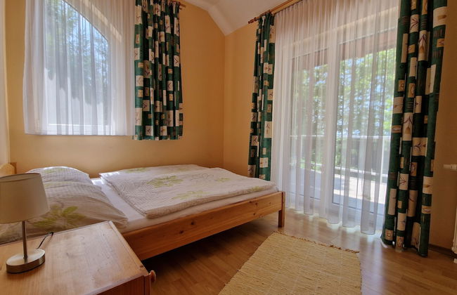 Sunshine Beach House directly at the lake - Foto 3