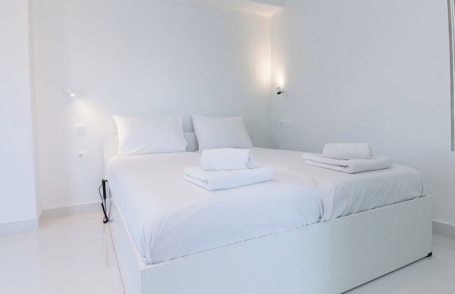 Marousi 2 Bd Luxury Living w Shared Pool - Foto 8