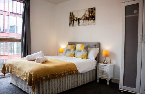 Modern 2 Bed City Center Apartment - Foto 1