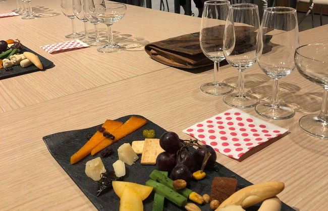 Cordoba Wine & Cheese Experience - Photo 5