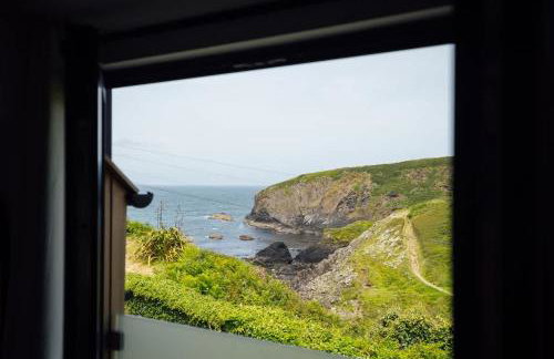 Cliff-top Cottage on Coast Path w/Panoramic Views - Foto 23